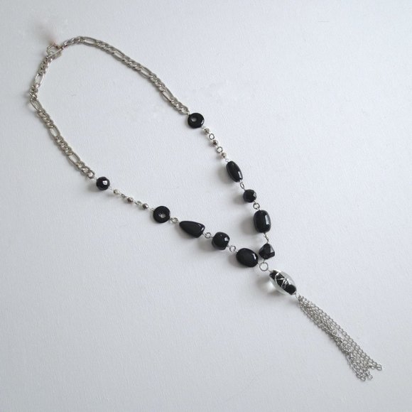 NWOT Artisan Long Black and Silver Lariat Tassel Y Necklace - Picture 3 of 3
